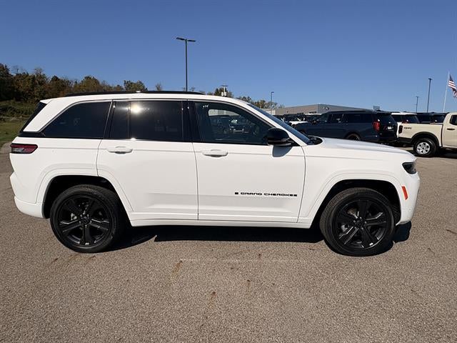 2027 Jeep Grand Cherokee Limited Reserve