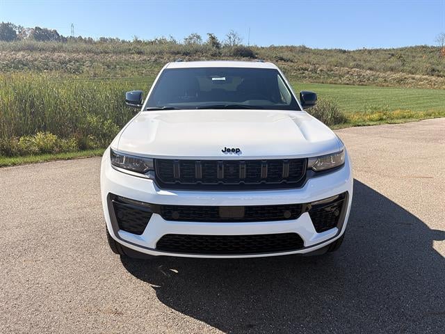 2027 Jeep Grand Cherokee Limited Reserve