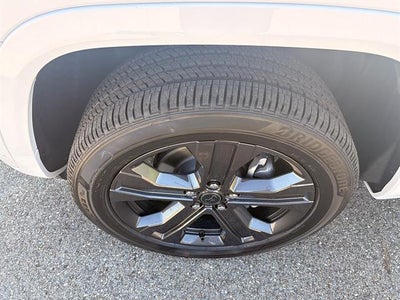 2027 Jeep Grand Cherokee Limited Reserve