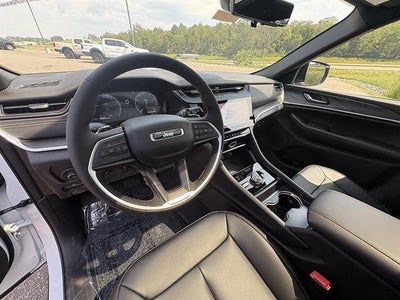 2026 Jeep Grand Cherokee 85th Anniversay Edition 4x4