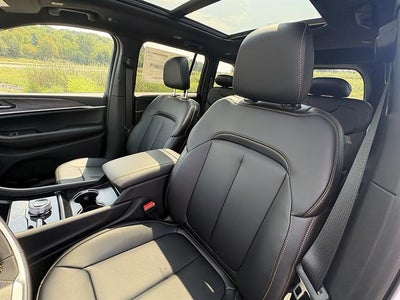 2026 Jeep Grand Cherokee 85th Anniversay Edition 4x4