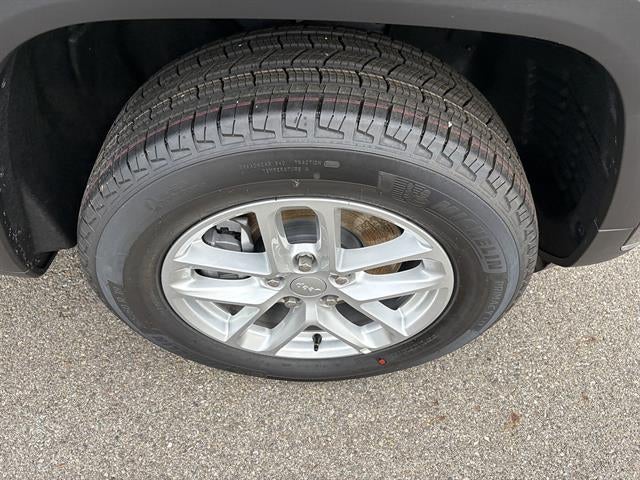 2026 Jeep Grand Cherokee L Altitude 4x4