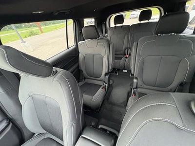 2026 Jeep Grand Cherokee L Altitude 4x4