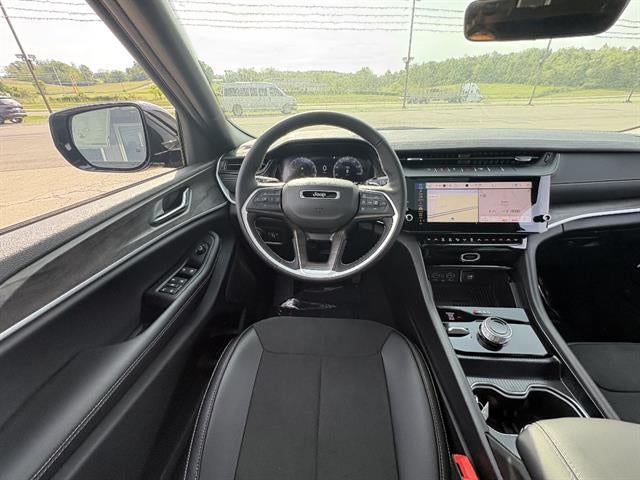 2026 Jeep Grand Cherokee L Altitude 4x4