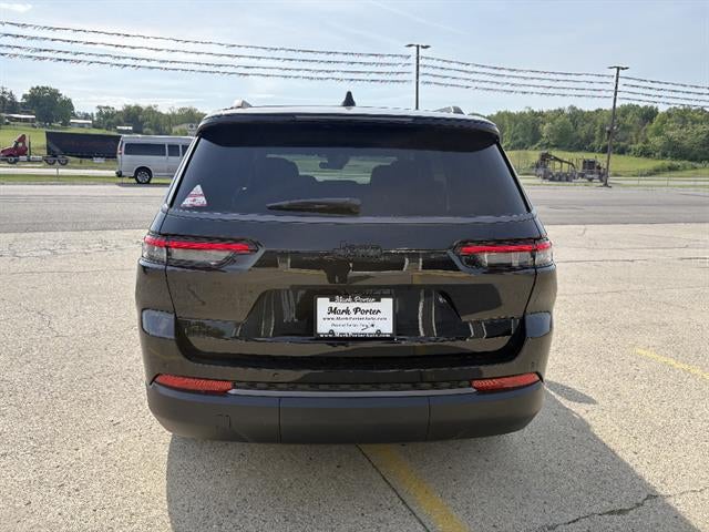 2026 Jeep Grand Cherokee L Altitude 4x4