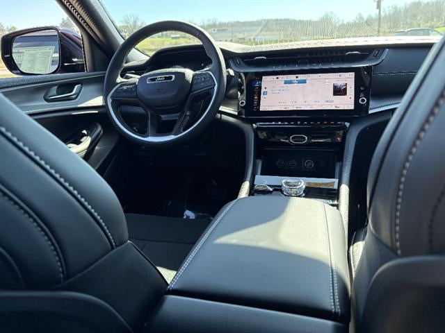 2026 Jeep Grand Cherokee L Altitude 4x4