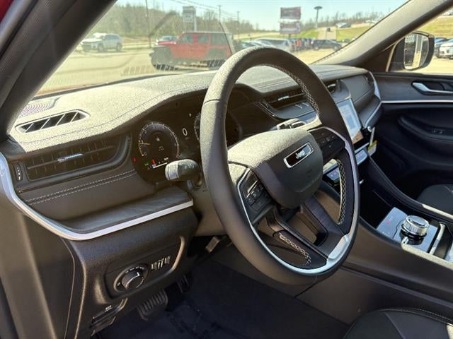2026 Jeep Grand Cherokee L Altitude 4x4
