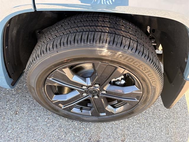 2027 Jeep Grand Cherokee L Limited Reserve