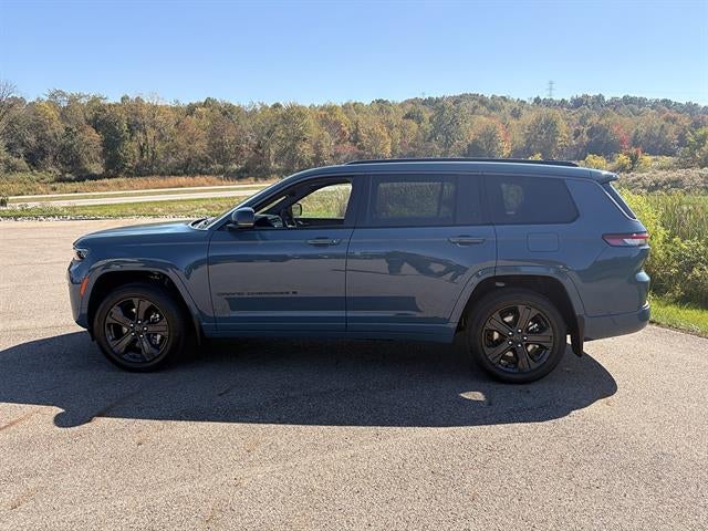 2027 Jeep Grand Cherokee L Limited Reserve