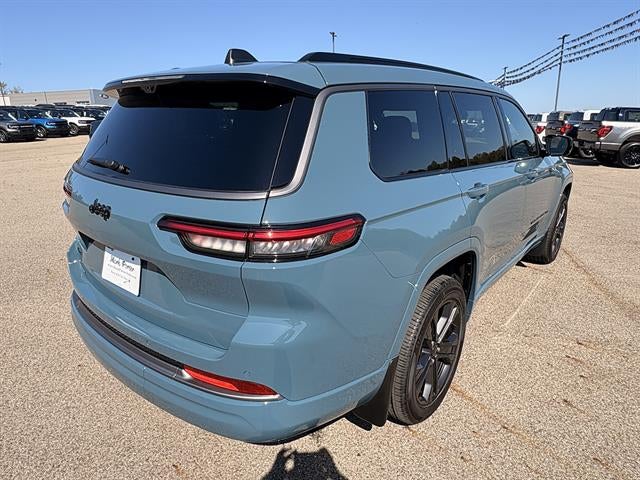 2027 Jeep Grand Cherokee L Limited Reserve