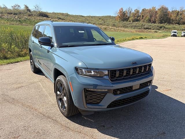 2027 Jeep Grand Cherokee L Limited Reserve