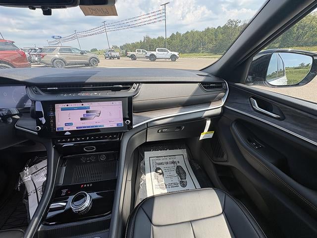 2026 Jeep Grand Cherokee L 85th Anniversary Edition 4x4