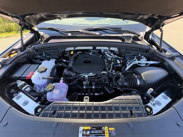 2027 Jeep Grand Cherokee L Limited Reserve