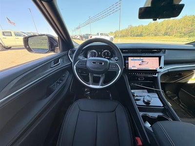 2027 Jeep Grand Cherokee L Limited Reserve