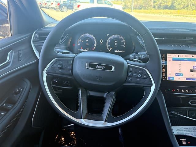 2027 Jeep Grand Cherokee L Limited Reserve