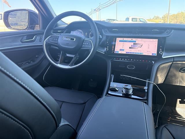 2027 Jeep Grand Cherokee L Limited Reserve