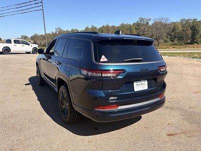 2027 Jeep Grand Cherokee L Limited Reserve