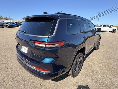 2027 Jeep Grand Cherokee L Limited Reserve