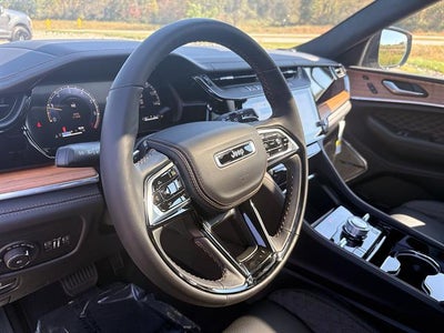 2027 Jeep Grand Cherokee L Summit