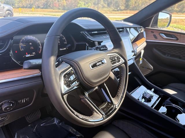 2027 Jeep Grand Cherokee L Summit