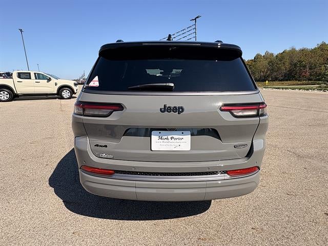 2027 Jeep Grand Cherokee L Summit