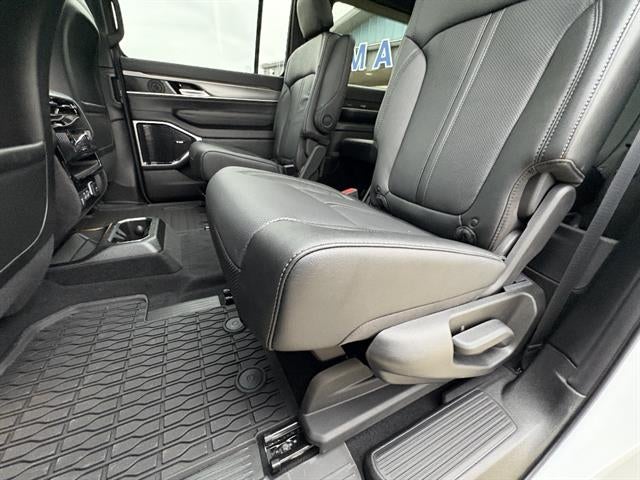 2026 Jeep Grand Wagoneer L Limited Altitude 4x4