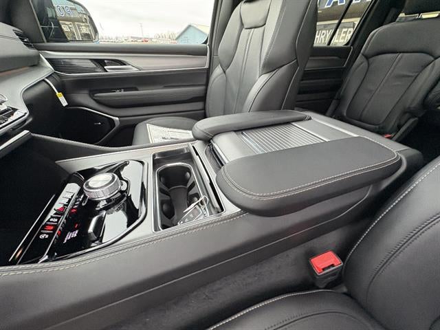 2026 Jeep Grand Wagoneer L Limited Altitude 4x4