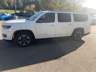 2024 Jeep Wagoneer L Series III 4x4