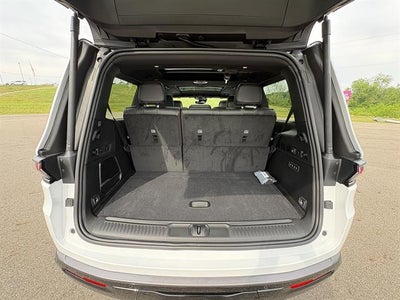 2026 Jeep Grand Wagoneer 4x4
