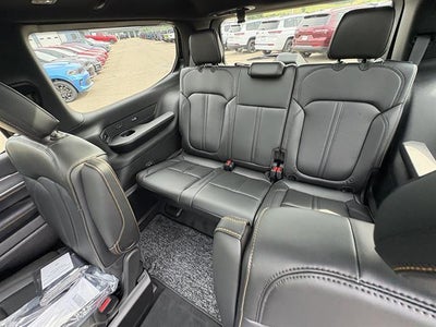 2026 Jeep Grand Wagoneer 4x4