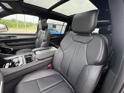 2026 Jeep Grand Wagoneer Limited Altitude 4x4