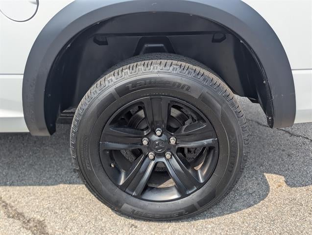 2021 RAM 1500 Classic SLT 4x4 Crew Cab 5'7" Box