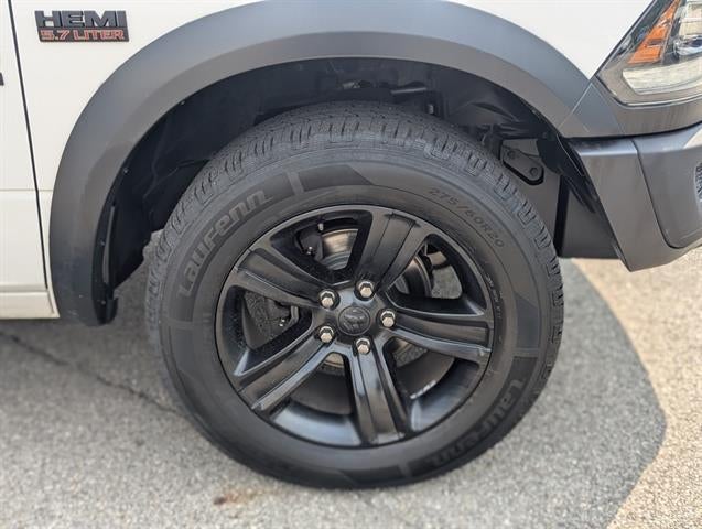 2021 RAM 1500 Classic SLT 4x4 Crew Cab 5'7" Box