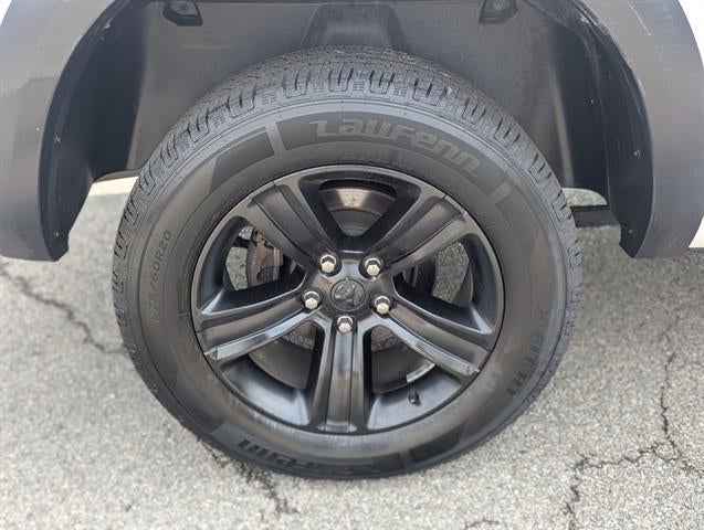 2021 RAM 1500 Classic SLT 4x4 Crew Cab 5'7" Box