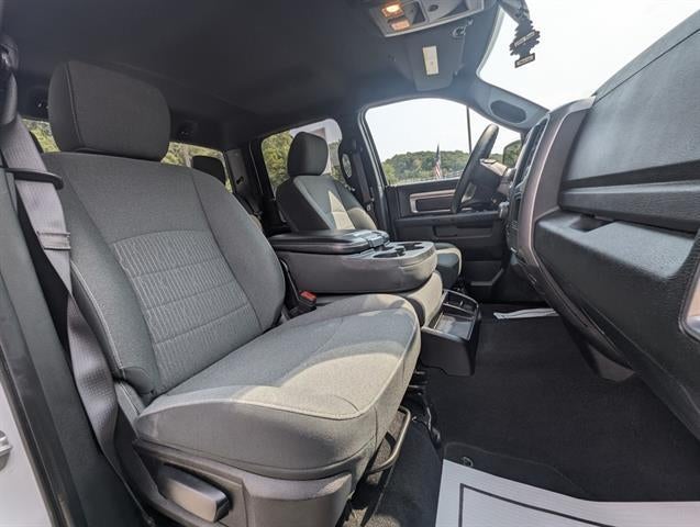 2021 RAM 1500 Classic SLT 4x4 Crew Cab 5'7" Box