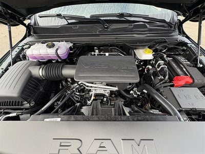 2026 RAM 1500 Big Horn Crew Cab 4x4 5'7" Box