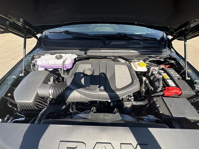 2026 RAM 1500 Big Horn Crew Cab 4x4 5'7" Box