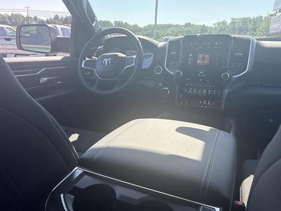 2026 RAM 1500 Big Horn Crew Cab 4x4 5'7" Box