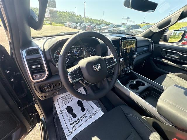 2026 RAM 1500 Big Horn Crew Cab 4x4 5'7" Box