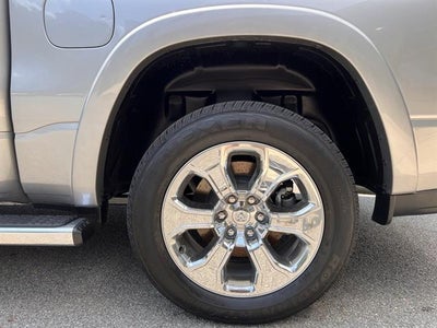 2025 RAM 1500 Big Horn 4x4 Crew Cab 5'7" Box