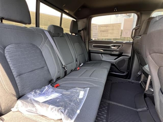 2025 RAM 1500 Big Horn 4x4 Crew Cab 5'7" Box