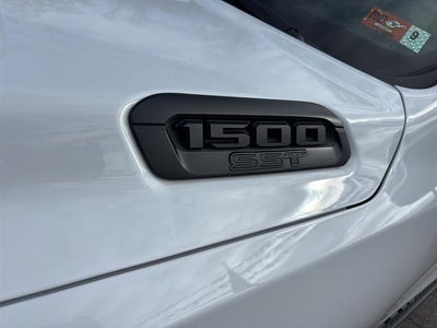 2025 RAM 1500 Big Horn 4x4 Crew Cab 5'7" Box