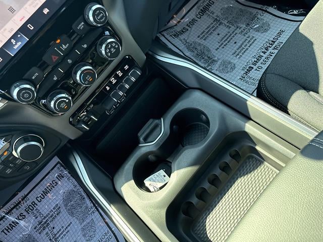 2026 RAM 1500 Big Horn Crew Cab 4x4 5'7" Box