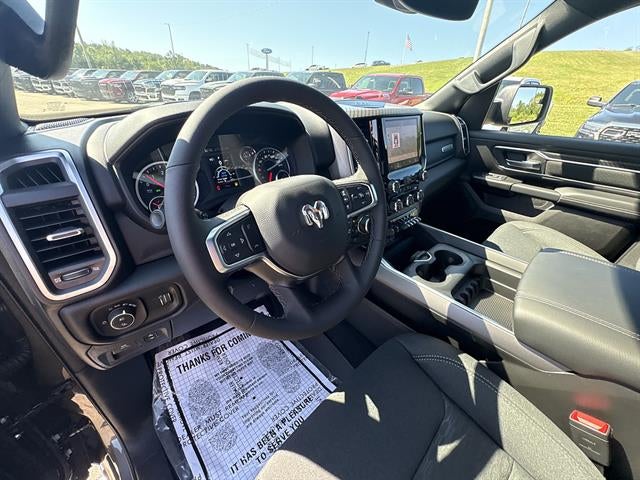 2026 RAM 1500 Big Horn Crew Cab 4x4 5'7" Box
