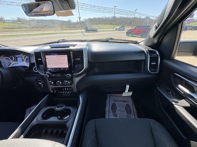 2026 RAM 1500 Big Horn Crew Cab 4x4 5'7" Box