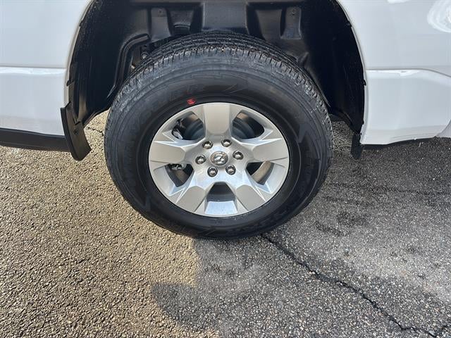 2026 RAM 1500 Big Horn 4x4 Crew Cab 5'7" Box