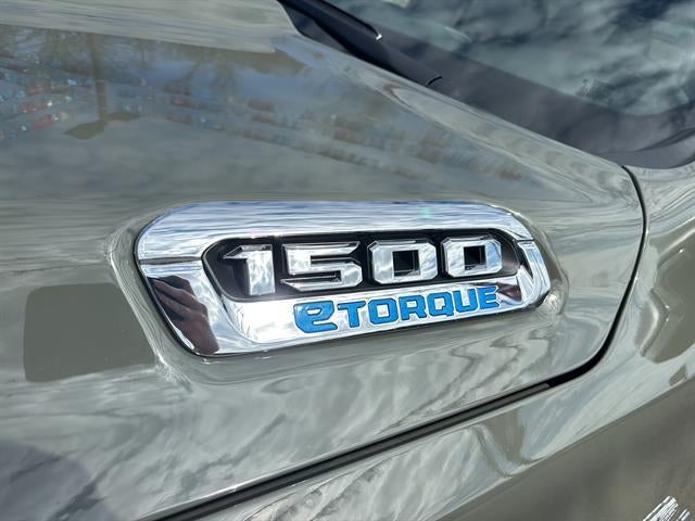 2026 RAM 1500 Big Horn 4x4 Crew Cab 5'7" Box