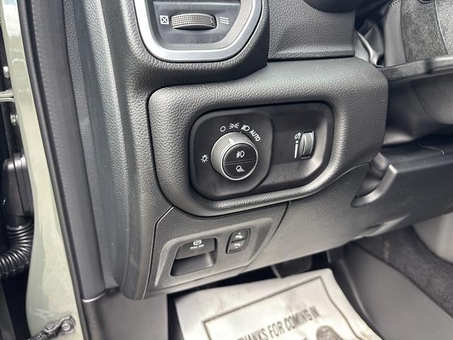 2026 RAM 1500 Big Horn 4x4 Crew Cab 5'7" Box