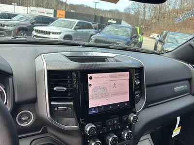 2026 RAM 1500 Big Horn 4x4 Crew Cab 5'7" Box