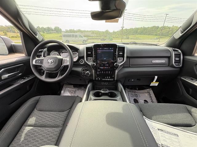 2026 RAM 1500 Big Horn Crew Cab 4x4 5'7" Box